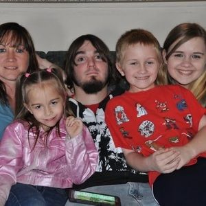 Meet your Posher, Leslie